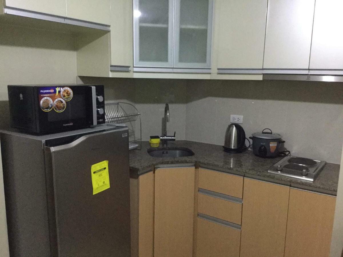 Palm Tree Villas 2 มะนิลา ภายนอก รูปภาพ